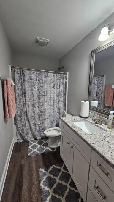Gorgeous 3 Bedroom Home With Cable Tv In All Rooms & Free Wi-Fi Concord Exteriör bild
