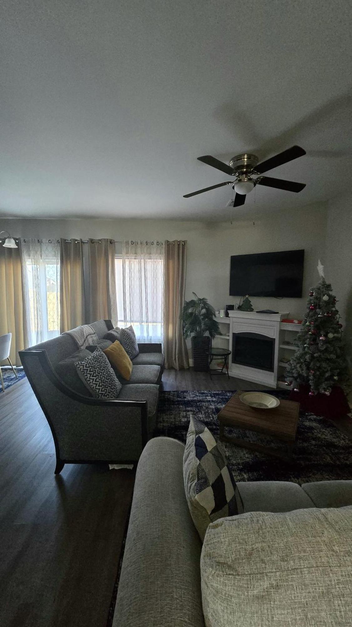 Gorgeous 3 Bedroom Home With Cable Tv In All Rooms & Free Wi-Fi Concord Exteriör bild